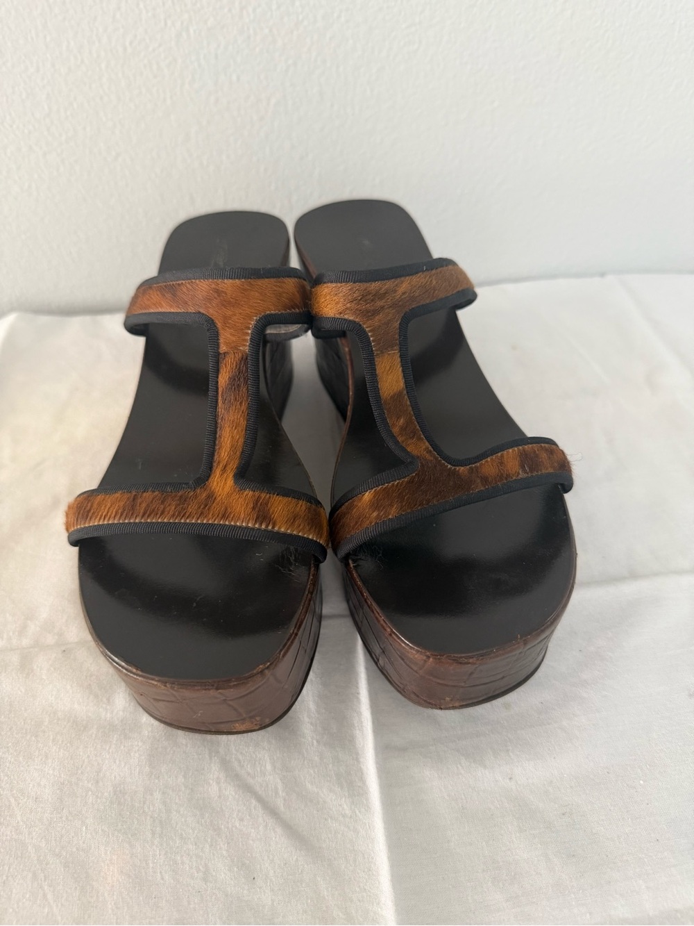 Tapeet Vicini Brown‎ Haircalf Platform Slide Sandals